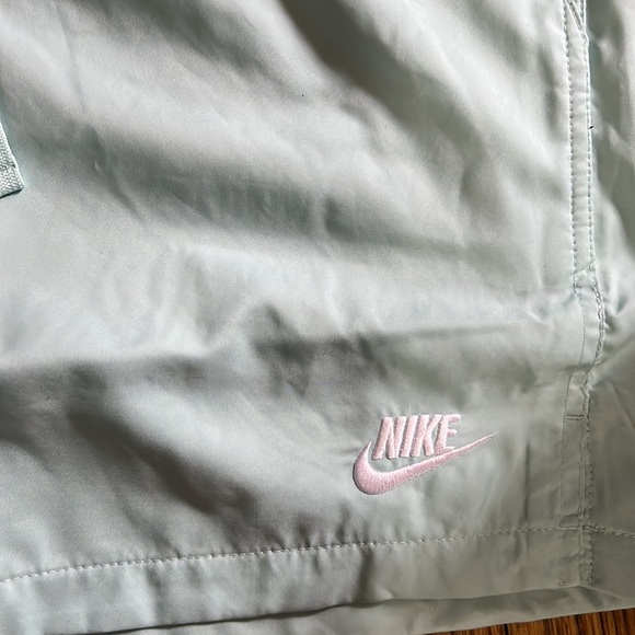 NWT nike blue swimming trunks size: L - Picture 2 of 7